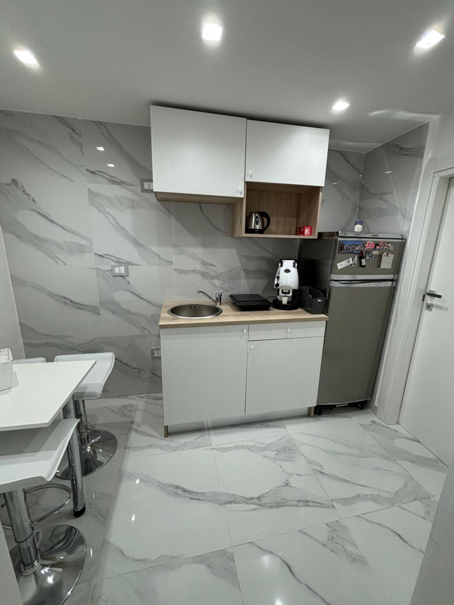 Appartamento Caruso House Napoli Esterno foto